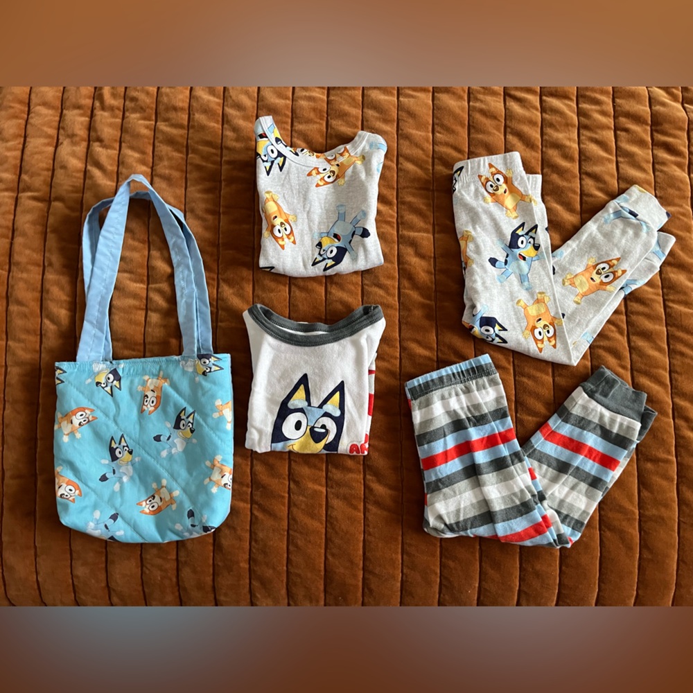 3T Bluey Bundle - Pj Sets, stuffy and tote bag